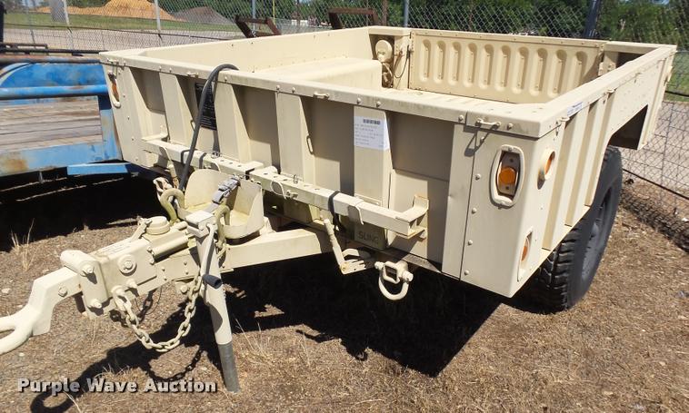 image for item DE9616 2009 U.S. Military M-1101 utility trailer