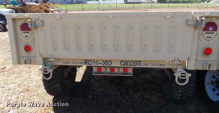 image for item DE9616 2009 U.S. Military M-1101 utility trailer