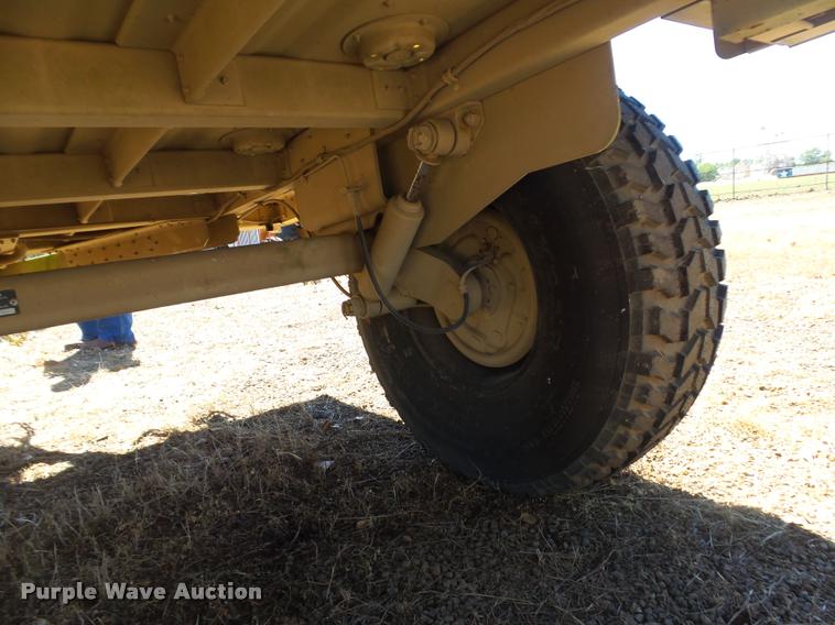 image for item DE9616 2009 U.S. Military M-1101 utility trailer