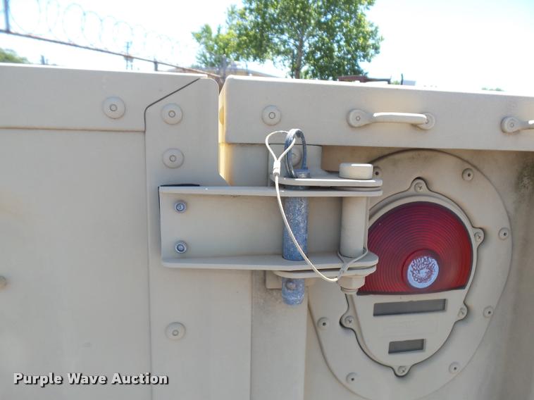 image for item DE9616 2009 U.S. Military M-1101 utility trailer