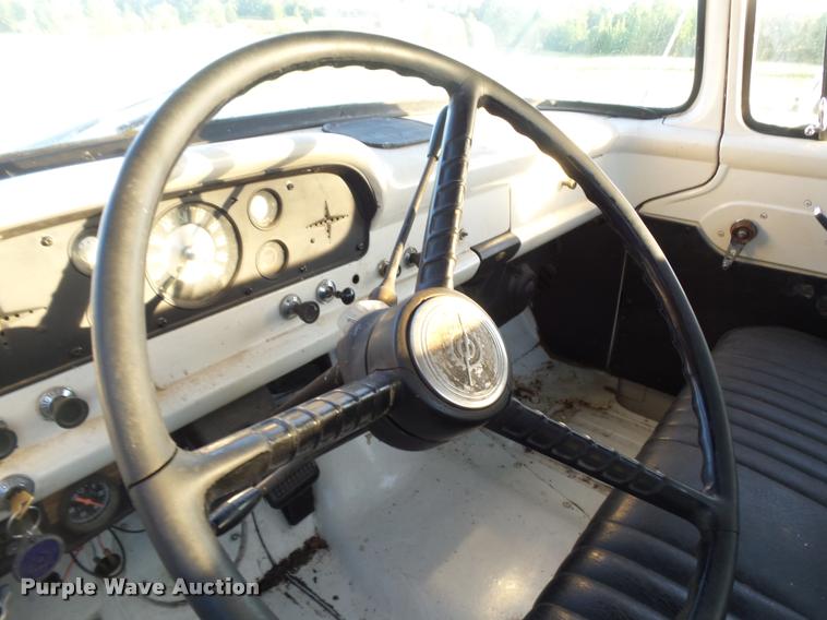 image for item DE9623 1957 Ford F100 pickup truck