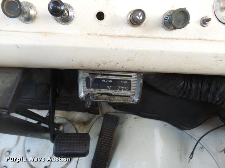 image for item DE9623 1957 Ford F100 pickup truck