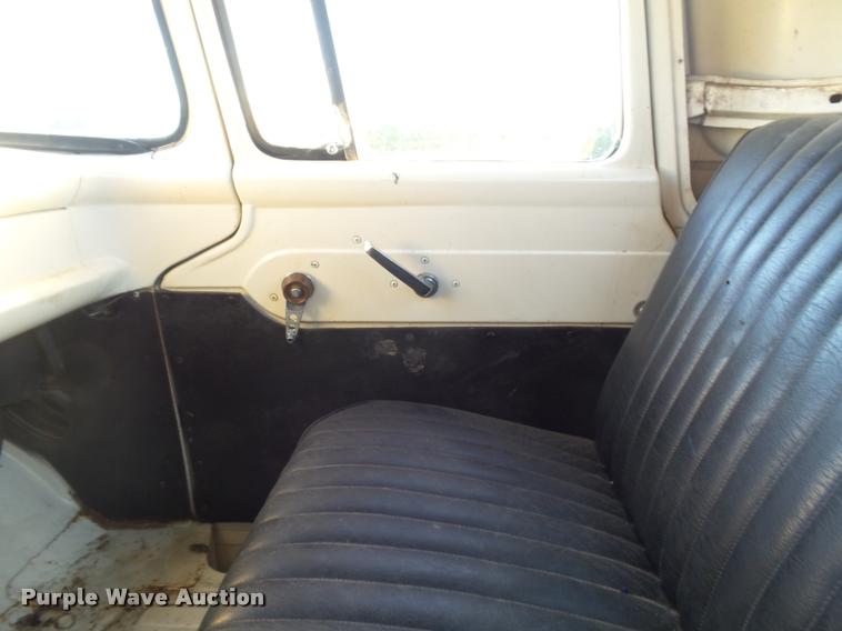 image for item DE9623 1957 Ford F100 pickup truck