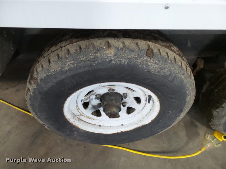 image for item DH9554 1992 Starcraft 8X35 camper