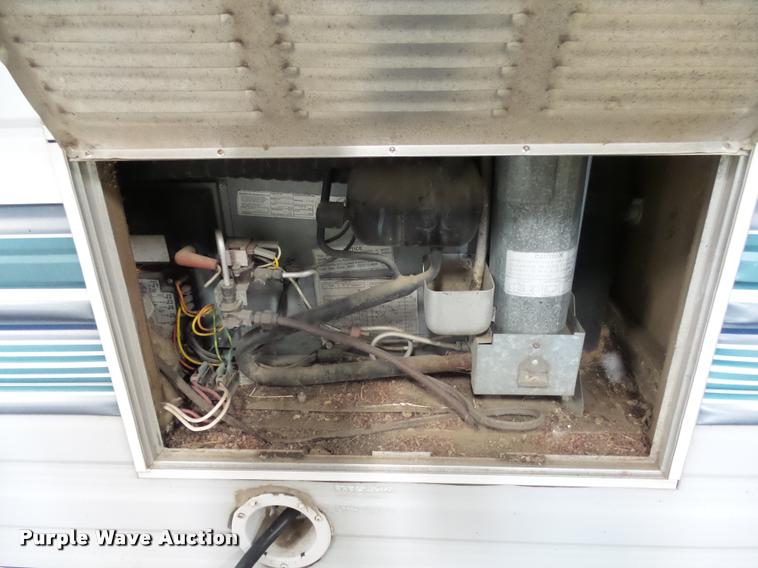 image for item DH9554 1992 Starcraft 8X35 camper