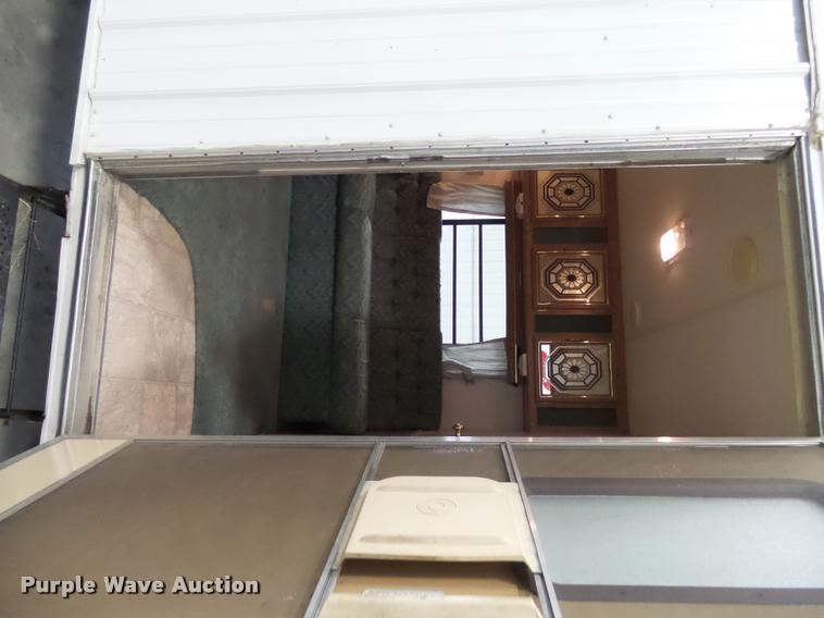 image for item DH9554 1992 Starcraft 8X35 camper