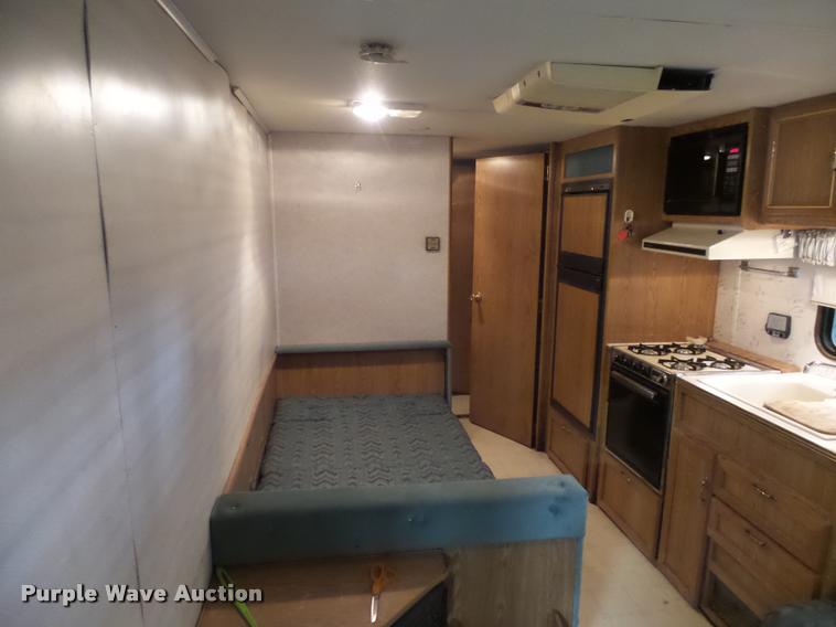 image for item DH9554 1992 Starcraft 8X35 camper