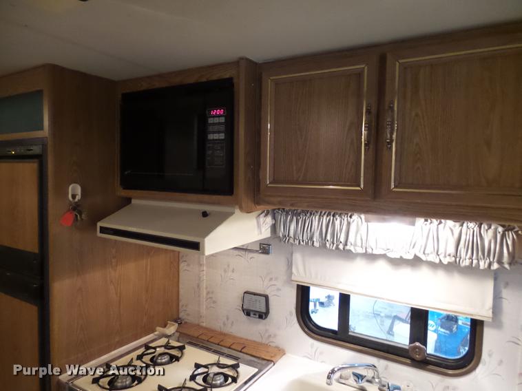 image for item DH9554 1992 Starcraft 8X35 camper