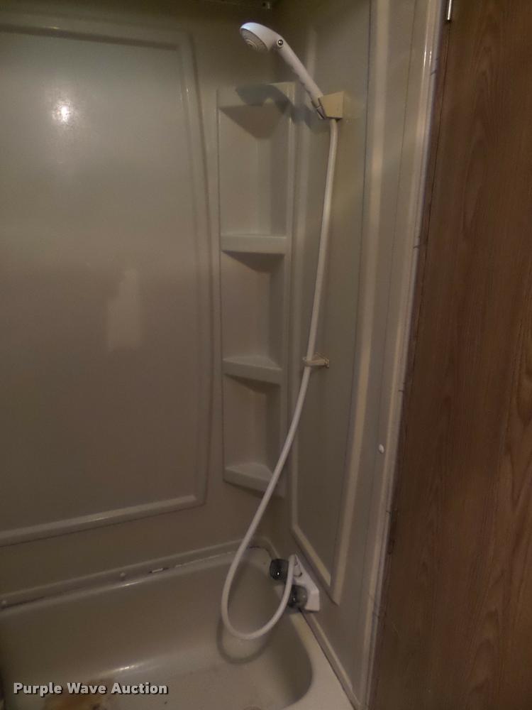 image for item DH9554 1992 Starcraft 8X35 camper