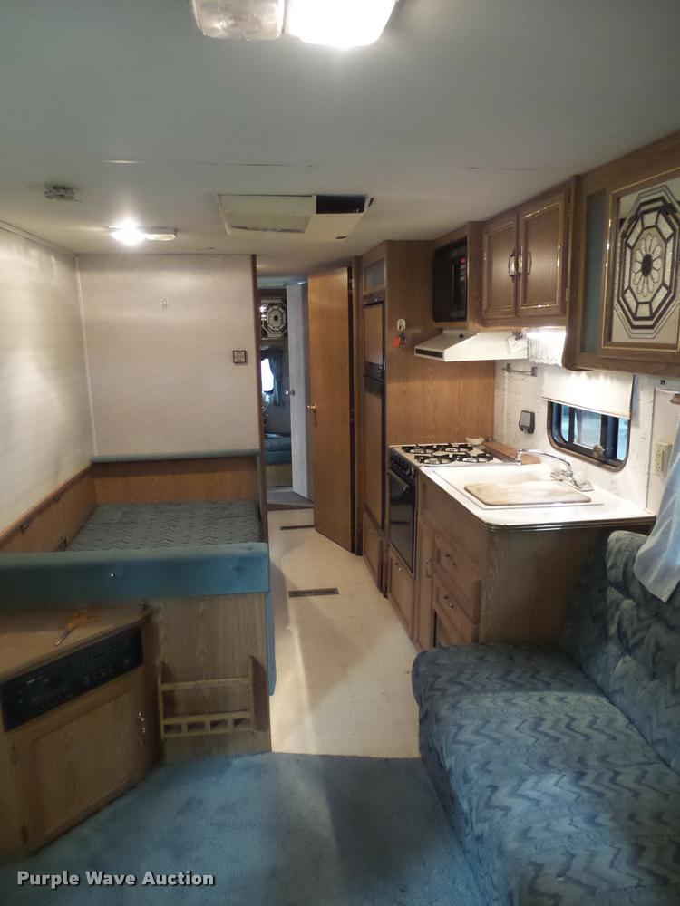 image for item DH9554 1992 Starcraft 8X35 camper