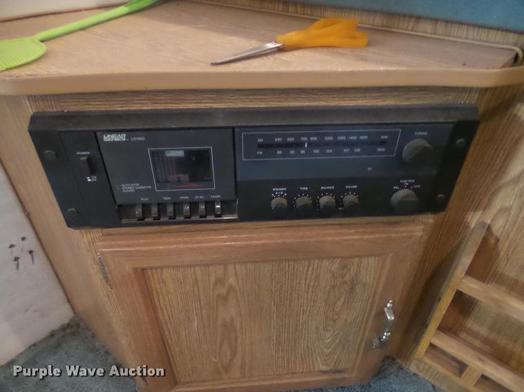 image for item DH9554 1992 Starcraft 8X35 camper