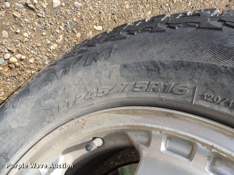 image for item DH9612 2000 Chevrolet Silverado 1500 pickup truck