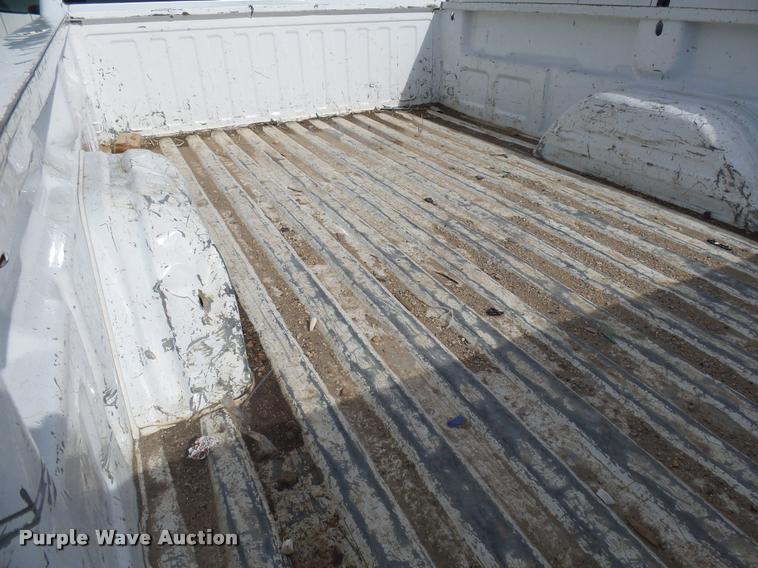 image for item DH9612 2000 Chevrolet Silverado 1500 pickup truck