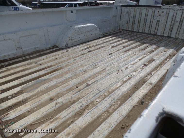 image for item DH9612 2000 Chevrolet Silverado 1500 pickup truck