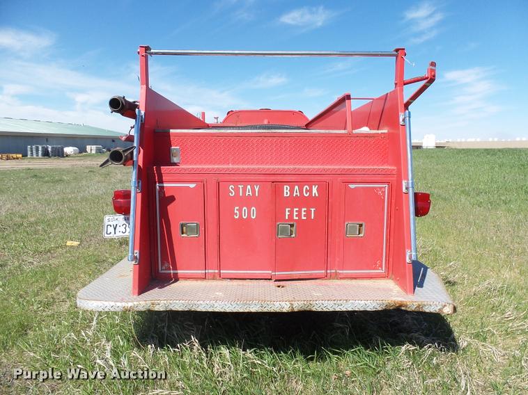 image for item DH9615 1965 Ford F600 fire truck
