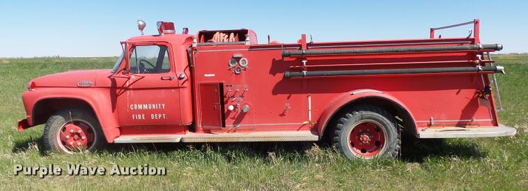 image for item DH9615 1965 Ford F600 fire truck