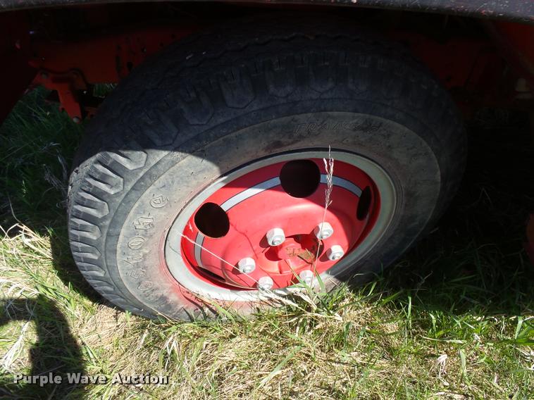 image for item DH9615 1965 Ford F600 fire truck