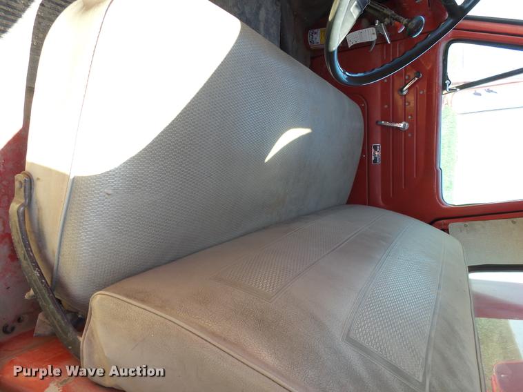 image for item DH9615 1965 Ford F600 fire truck