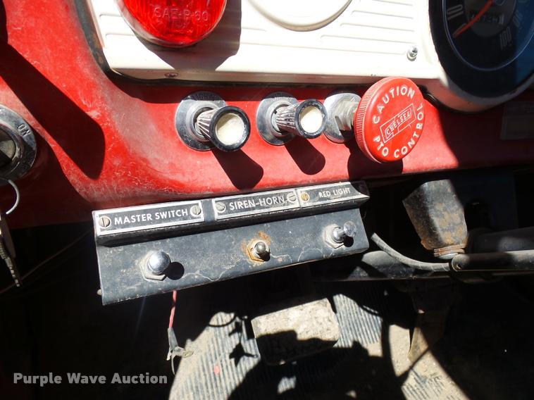 image for item DH9615 1965 Ford F600 fire truck