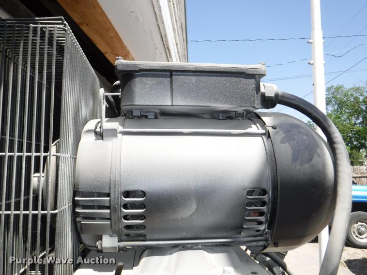 image for item DJ9087 Ingersoll Rand vertical air compressor