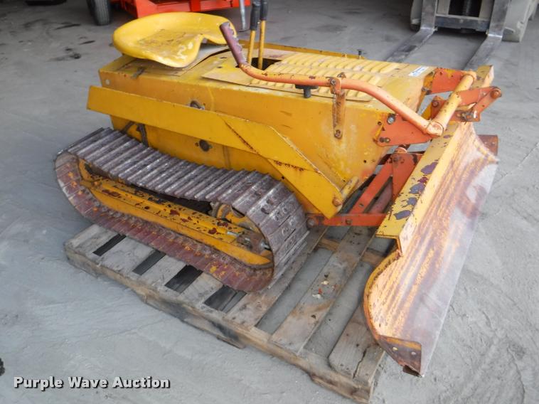 image for item DJ9089 1965 Strut Magnatrac mini dozer