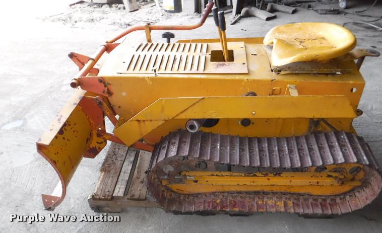 image for item DJ9089 1965 Strut Magnatrac mini dozer