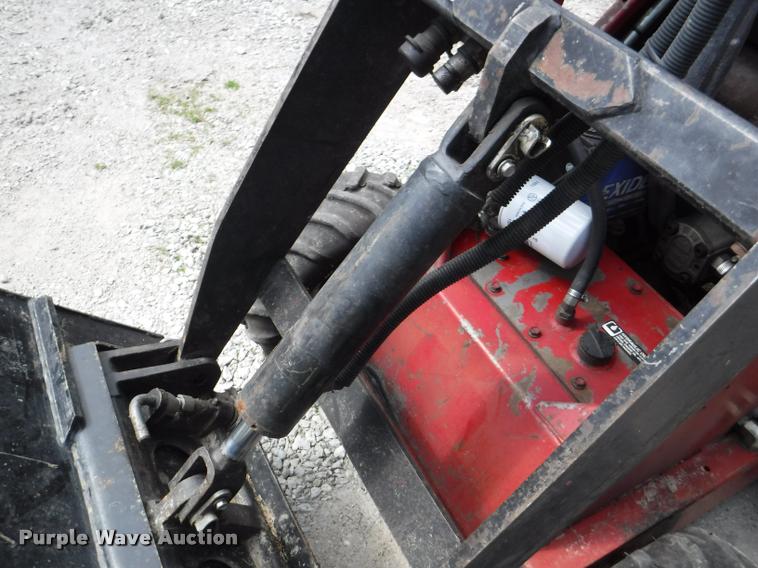 image for item DJ9158 Toro Dingo 323 compact utility loader