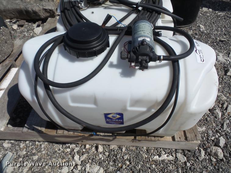 image for item DL9696 (2) spot sprayers