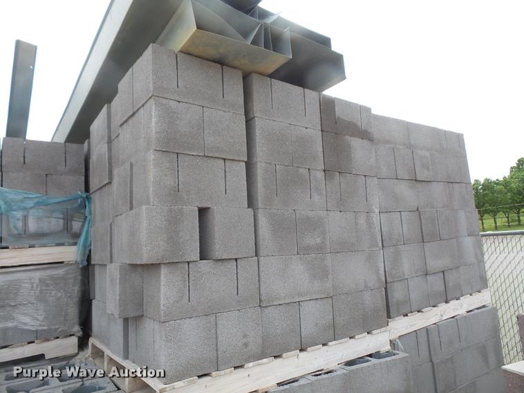 image for item DL9705 Approximately 1,280 sound dampening concrete blocks