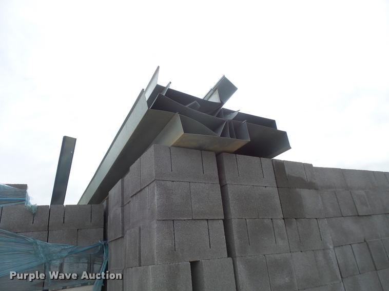 image for item DL9705 Approximately 1,280 sound dampening concrete blocks