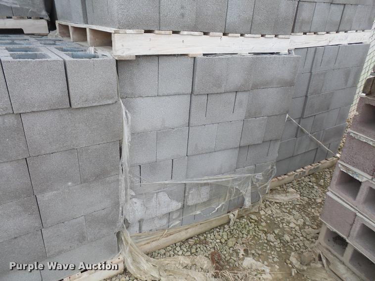 image for item DL9705 Approximately 1,280 sound dampening concrete blocks
