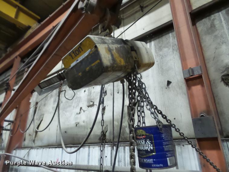 image for item DL9712 Acco electric chain hoist