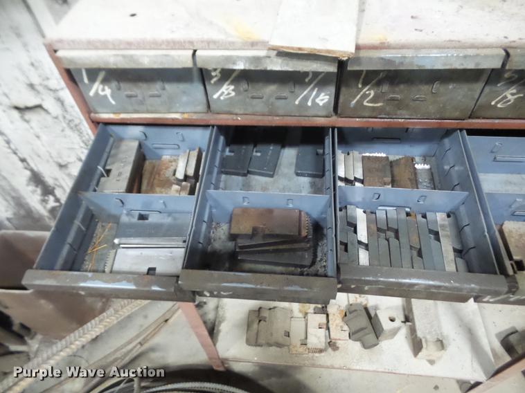 image for item DL9720 1957 Oster 784 threading machine