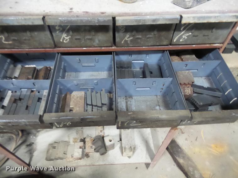 image for item DL9720 1957 Oster 784 threading machine