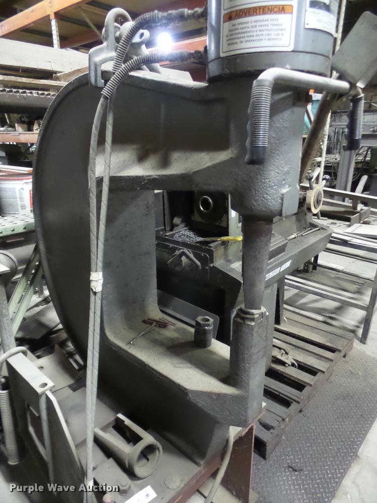 image for item DL9721 Whitney 791-019 hydraulic punch