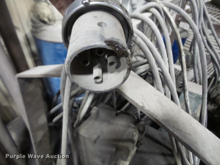 image for item DL9722 Oster 792-A threading machine