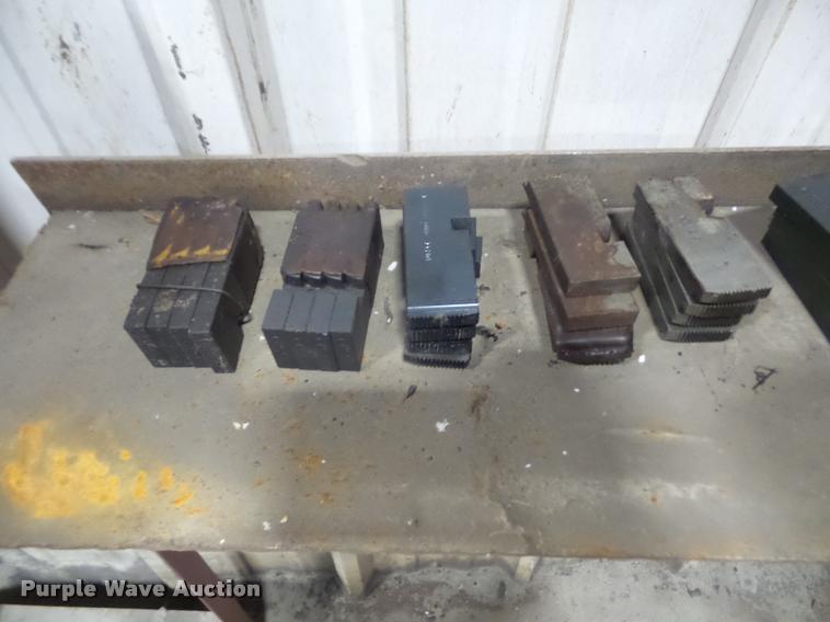 image for item DL9722 Oster 792-A threading machine