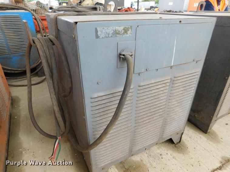 image for item DL9728 (3) welders