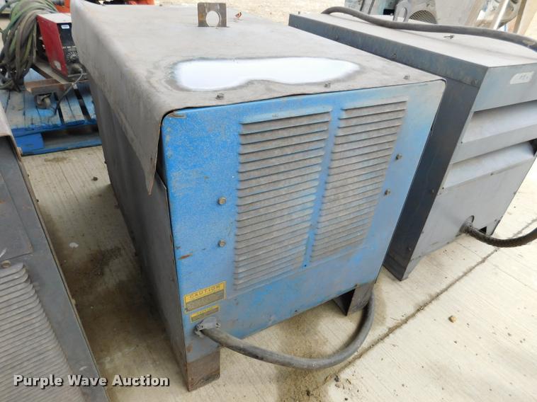 image for item DL9731 Erico ESS1000 arc welder