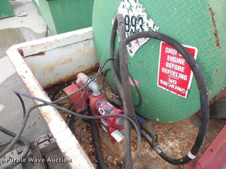 image for item DL9736 (2) fuel tanks