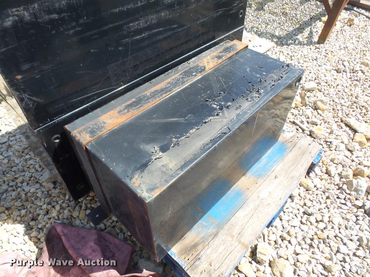 image for item DL9742 (5) toolboxes