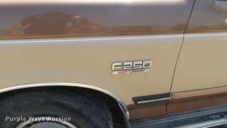 image for item DM9651 1988 Ford F250 HD SuperCab flatbed pickup truck