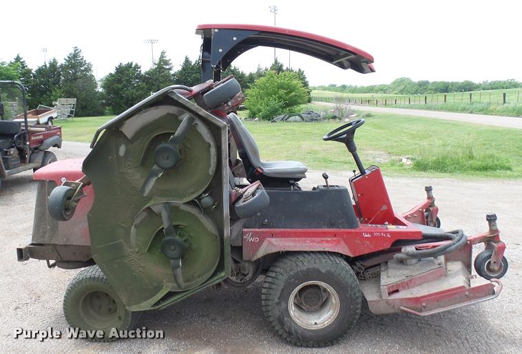 image for item DQ9083 Toro Groundsmaster 4000D ZTR lawn mower