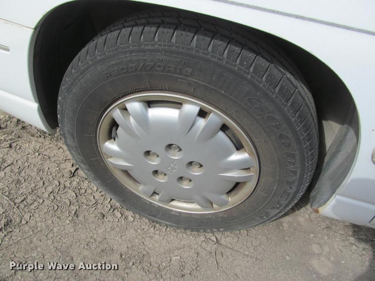 image for item J2565 2000 Chevrolet Lumina