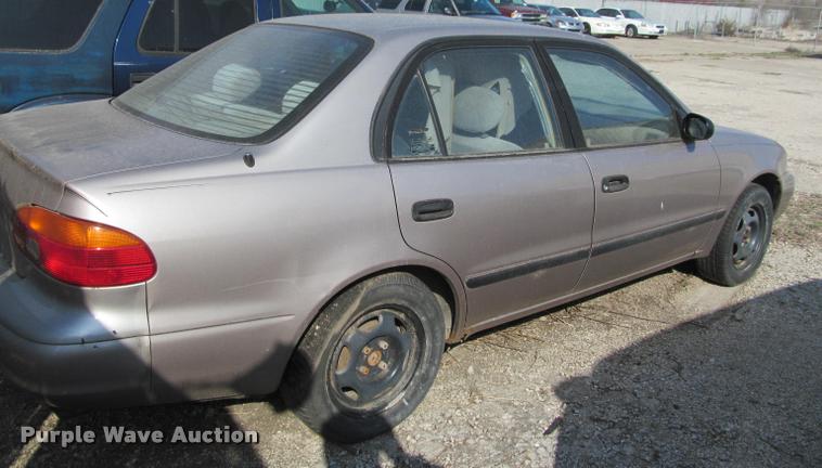 image for item J2573 2000 Chevrolet Prizm