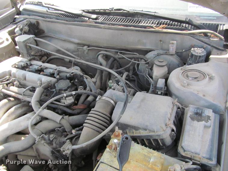 image for item J2573 2000 Chevrolet Prizm