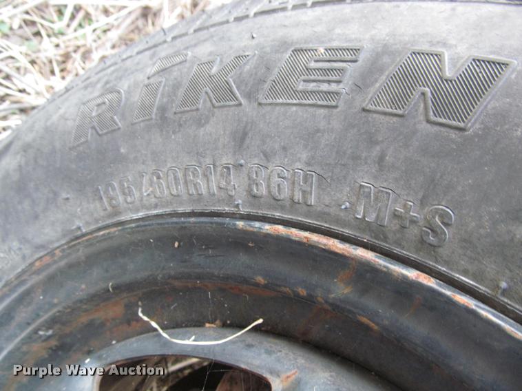 image for item J2573 2000 Chevrolet Prizm