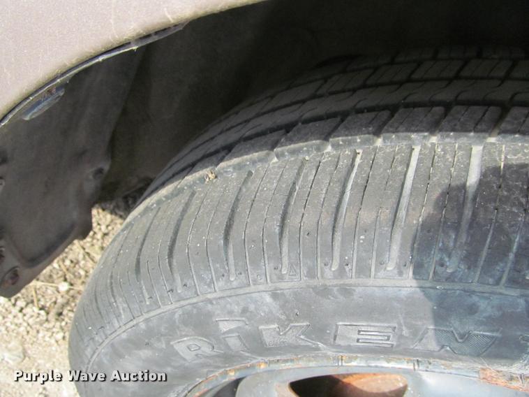 image for item J2573 2000 Chevrolet Prizm