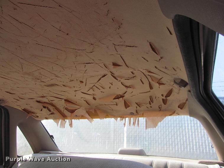 image for item J2575 1995 Ford Taurus