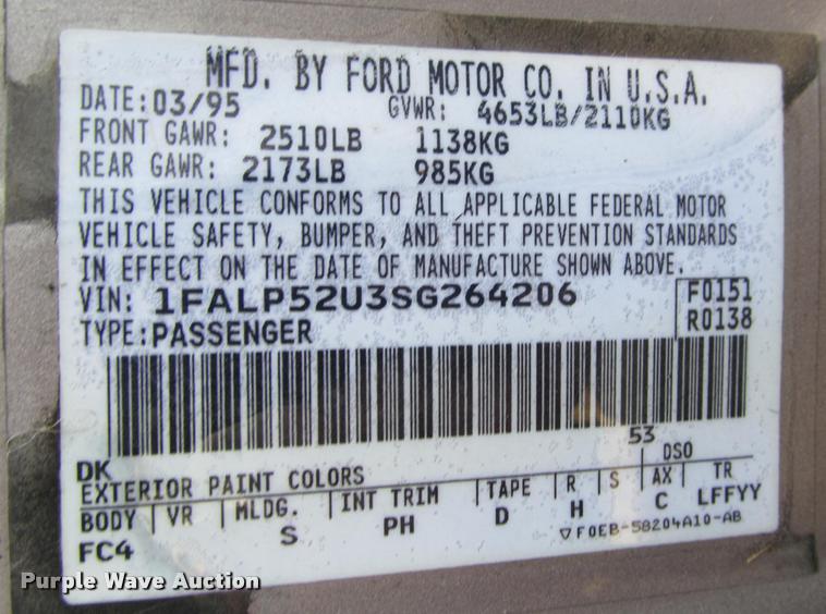 image for item J2575 1995 Ford Taurus